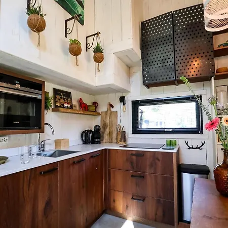 Nice Tiny House With A Pellet Stove