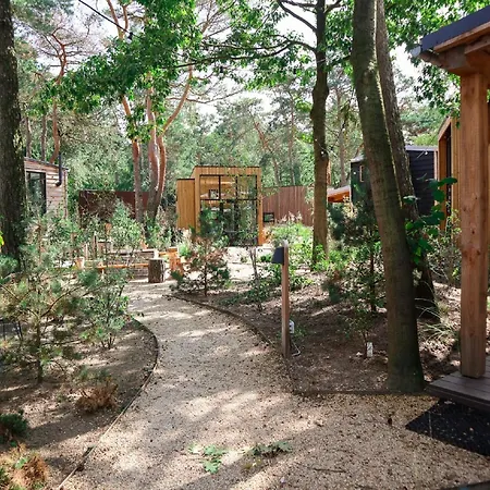 בית נופש Nice Tiny House With A Pellet Stove אוטרלו