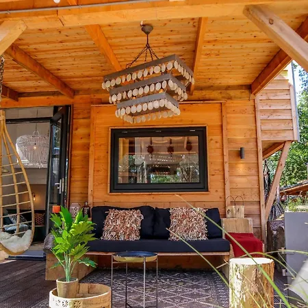 Nice Tiny House With A Pellet Stove בית נופש אוטרלו
